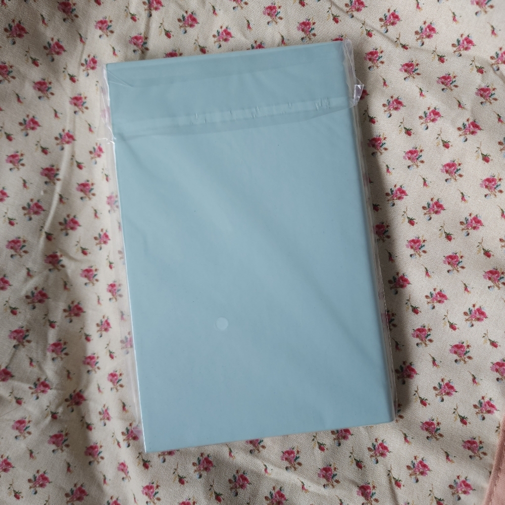 Perfect by Marc Jacobs soft notebook - Picture 3 of 5